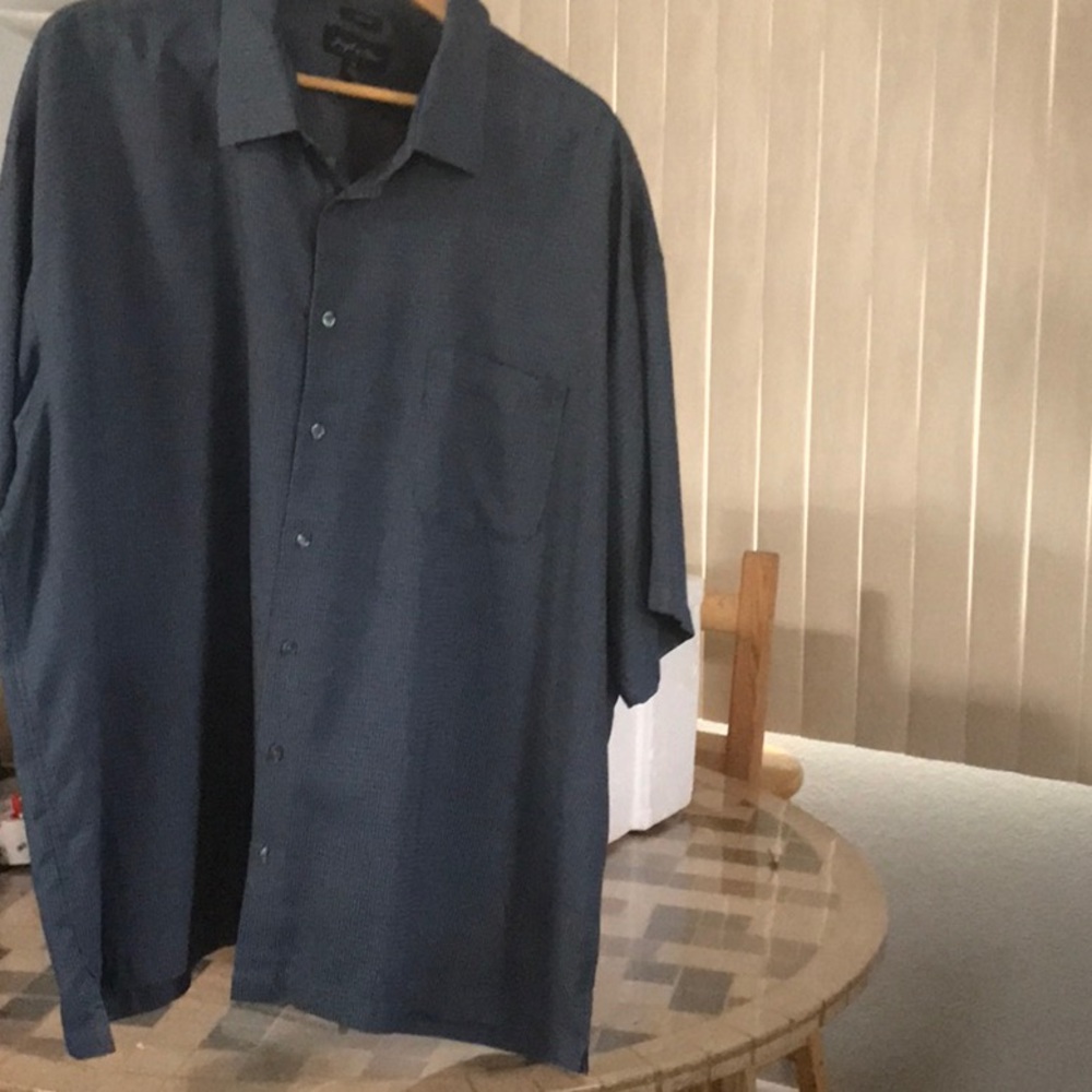 Casual dress shirt in Awesome shape well taken care of